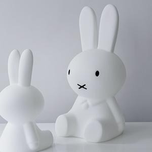 mrhl80mff-miffy-lamp-mr-maria-white-40-5x40-5x81-cm